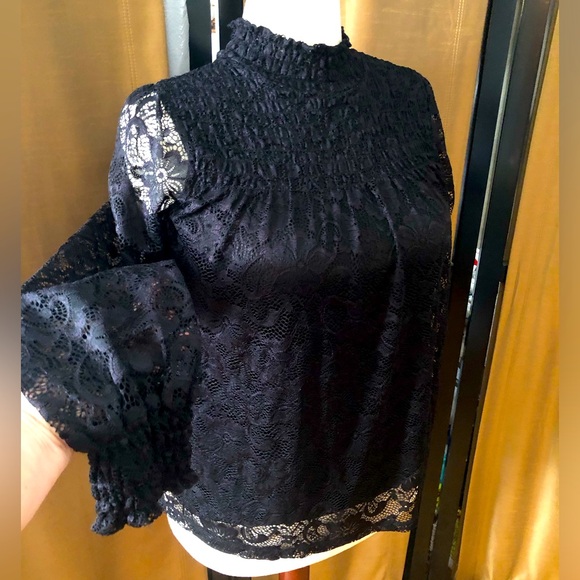 Cable & Gauge Tops - Cable&Gauge Elegant Black Lace Women's Top